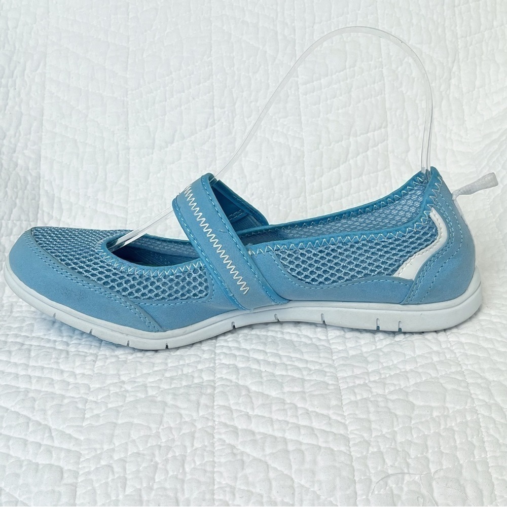 Danskin Now Womens Chaka Sz 7 Blue / White Slip On Mary Jane Sneakers Shoes - Picture 2 of 10
